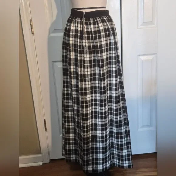 Vintage Plaid Maxi Skirt - Picture 3 of 7